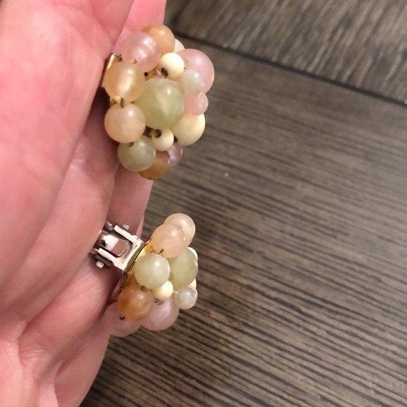 Vintage Pastel Acrylic Bead Clip Earrings - Picture 10 of 11